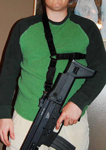 http://www.ao.net/~absolut0/airsoft/novestSling.jpg